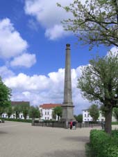 Putbus - Insel Rgen - Circus - Obelisk