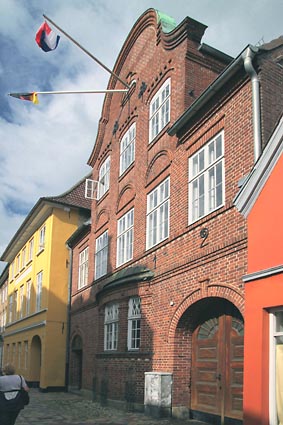 Flensburg Haus mit Torbogen